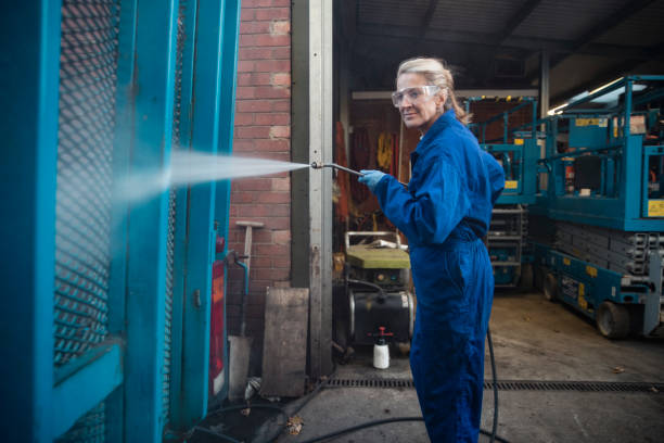 Best Garage Pressure Washing  in Elmore, OH